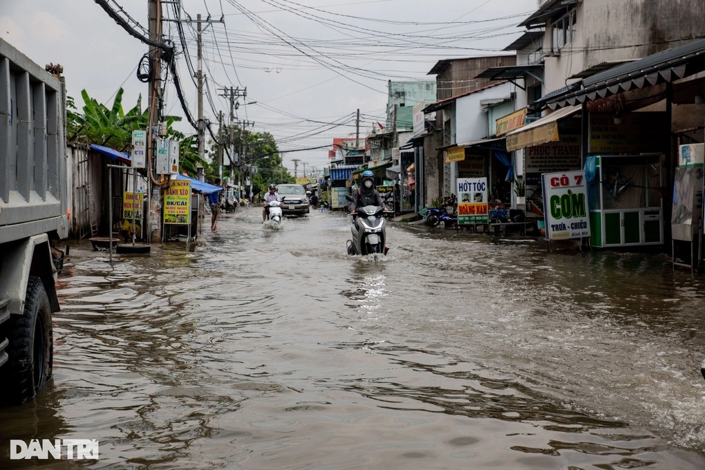 Thời tiết ngày 26/10: Miền Bắc oi nóng, Nam Bộ mưa dông - 1