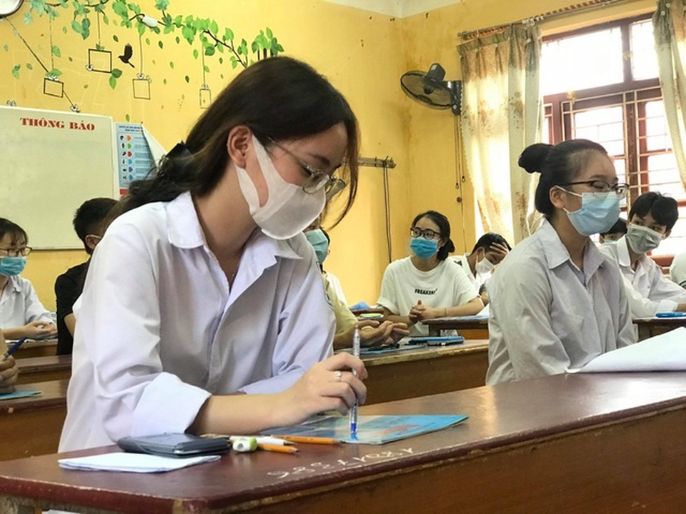 Dịch Covid-19 phức tạp: Khoảng 2,1 triệu học sinh Hà Nội chuyển học online - 2 Dịch Covid-19 phức tạp: Khoảng 2,1 triệu học sinh Hà Nội chuyển học online - 2