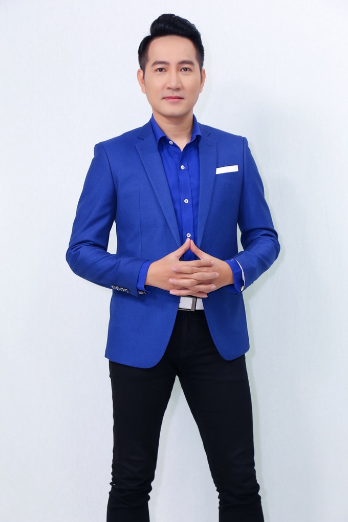 Giải mã 20 năm miễn nhiễm với scandal của Nguyễn Phi Hùng - Ảnh 2. Giải mã 20 năm miễn nhiễm với scandal của Nguyễn Phi Hùng - Ảnh 2.