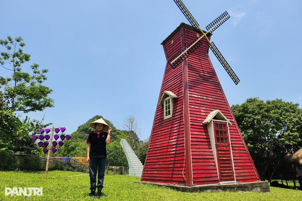 Biến vườn hoang thành điểm check in vạn người mê, 9X thu nửa tỷ đồng - 1 Biến vườn hoang thành điểm check in vạn người mê, 9X thu nửa tỷ đồng - 1