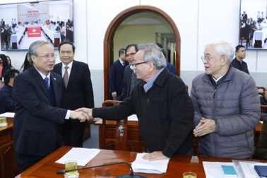 "Quyết loại bỏ người không đủ tiêu chuẩn ứng cử Đại biểu Quốc hội"