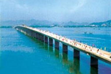 Khánh thành cây cầu vượt biển dài nhất Việt Nam