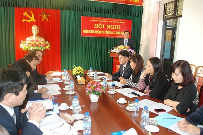 Ông Khuất Văn Thành, Giám đốc Sở LĐ-TB&XH Hà Nội phát biểu tại Hội nghị