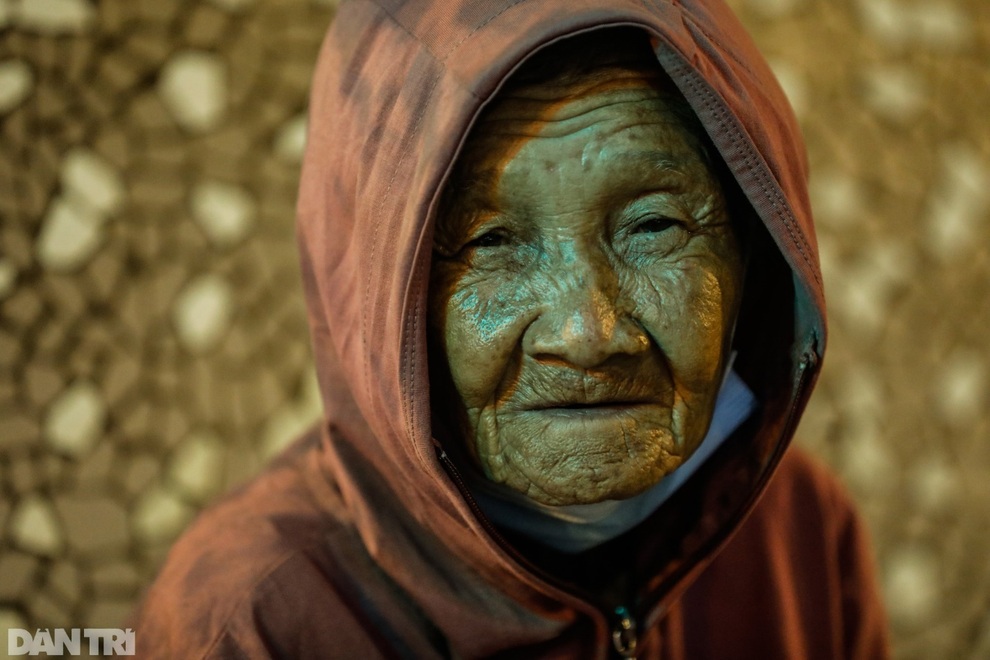 Bản tin Covid-19: Hà Nội kéo dài giãn cách, TPHCM siết chặt vùng đỏ - 6 Bản tin Covid-19: Hà Nội kéo dài giãn cách, TPHCM siết chặt vùng đỏ - 6