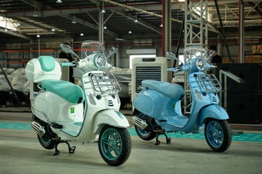 Xe tay ga thương hiệu Ý được nâng cấp tại Việt Nam, sẽ tắt máy khi bị đổ
