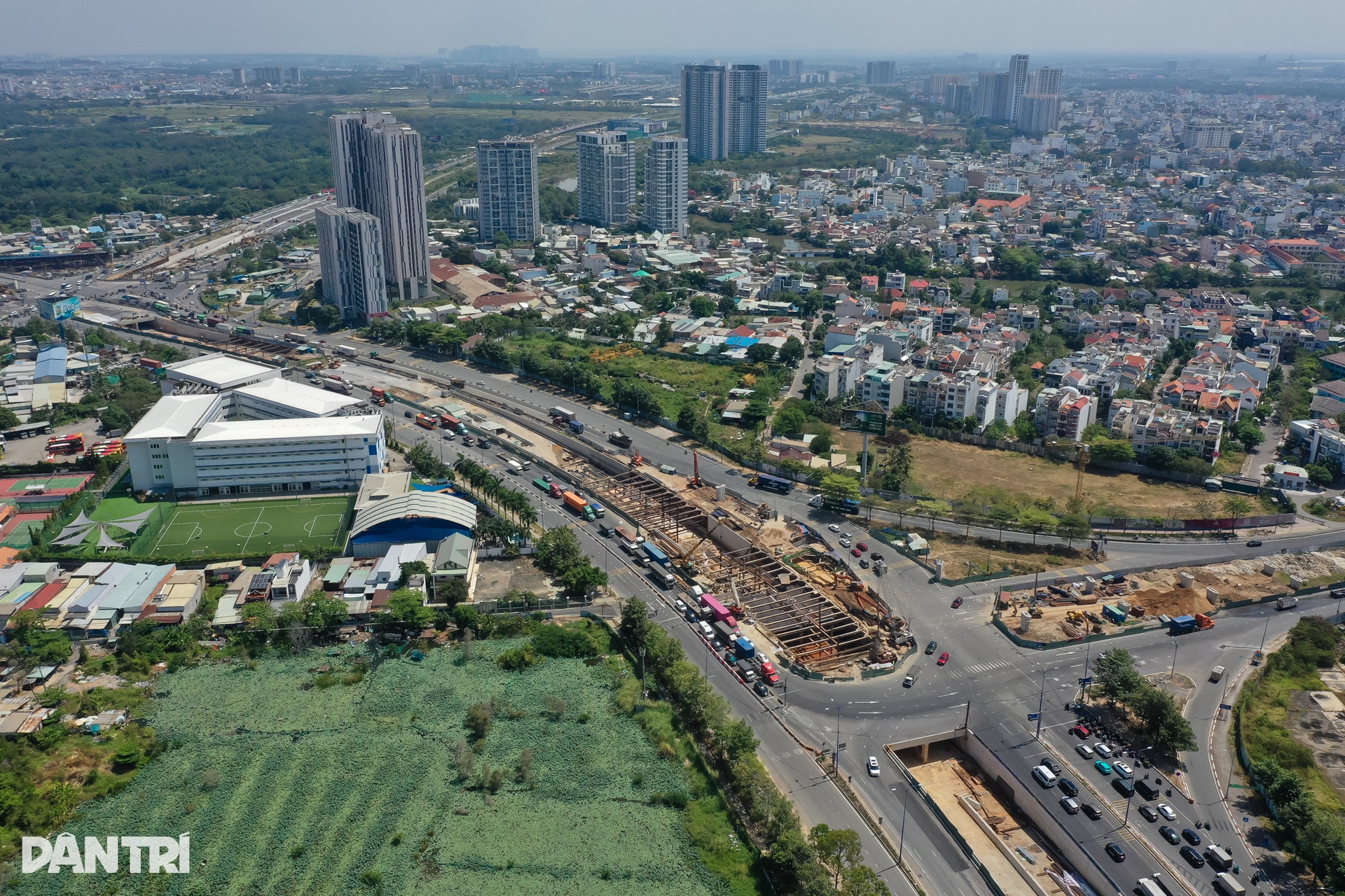 Nút giao lớn và hiện đại nhất TPHCM sau hơn 2 năm thi công - 2 Nút giao lớn và hiện đại nhất TPHCM sau hơn 2 năm thi công - 2