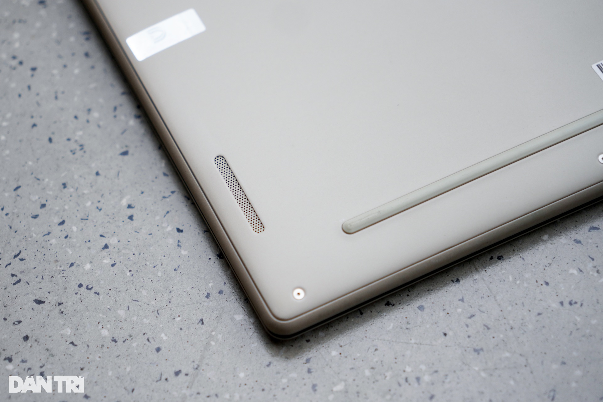 Đánh giá Asus Zenbook A14: Laptop AI chạy chip Snapdragon X sẽ dành cho ai? - 12