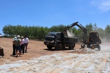 Ồ ạt tự ý mở đường, rao bán dự án "ma", địa phương đề xuất siết tách thửa