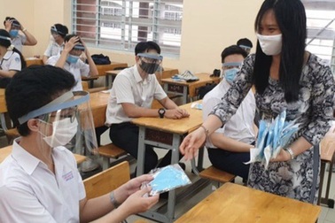 8 tỉnh, thành cho học sinh tạm dừng đến trường vì dịch Covid-19