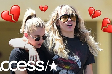 Miley Cyrus chia tay bạn gái đồng tính