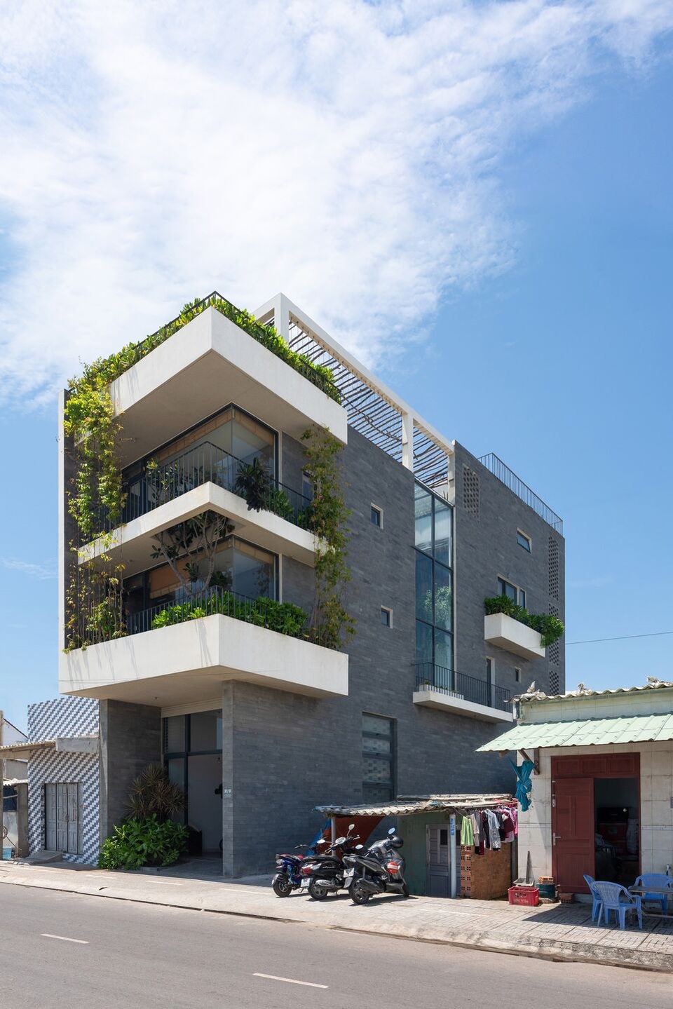 Nhà ven biển Vũng Tàu sở hữu vườn xanh bên trong, view siêu đẹp bên ngoài - 2 Nhà ven biển Vũng Tàu sở hữu vườn xanh bên trong, view siêu đẹp bên ngoài - 2