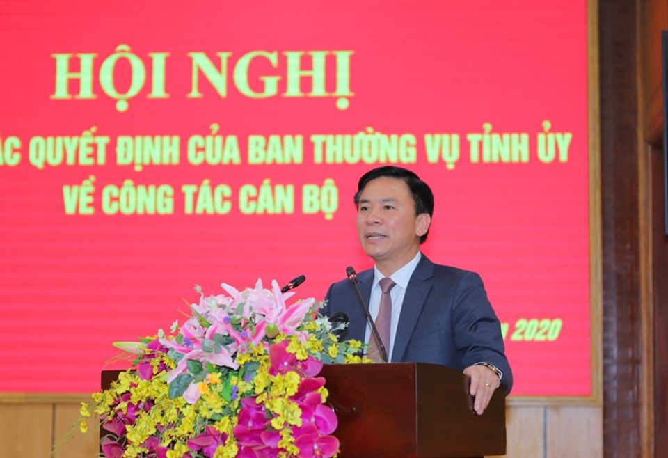 Thanh Hóa điều động, bổ nhiệm nhiều lãnh đạo chủ chốt - 4 Thanh Hóa điều động, bổ nhiệm nhiều lãnh đạo chủ chốt - 4