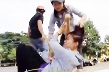 Những kẻ cướp mạo danh "Hoạn Thư"