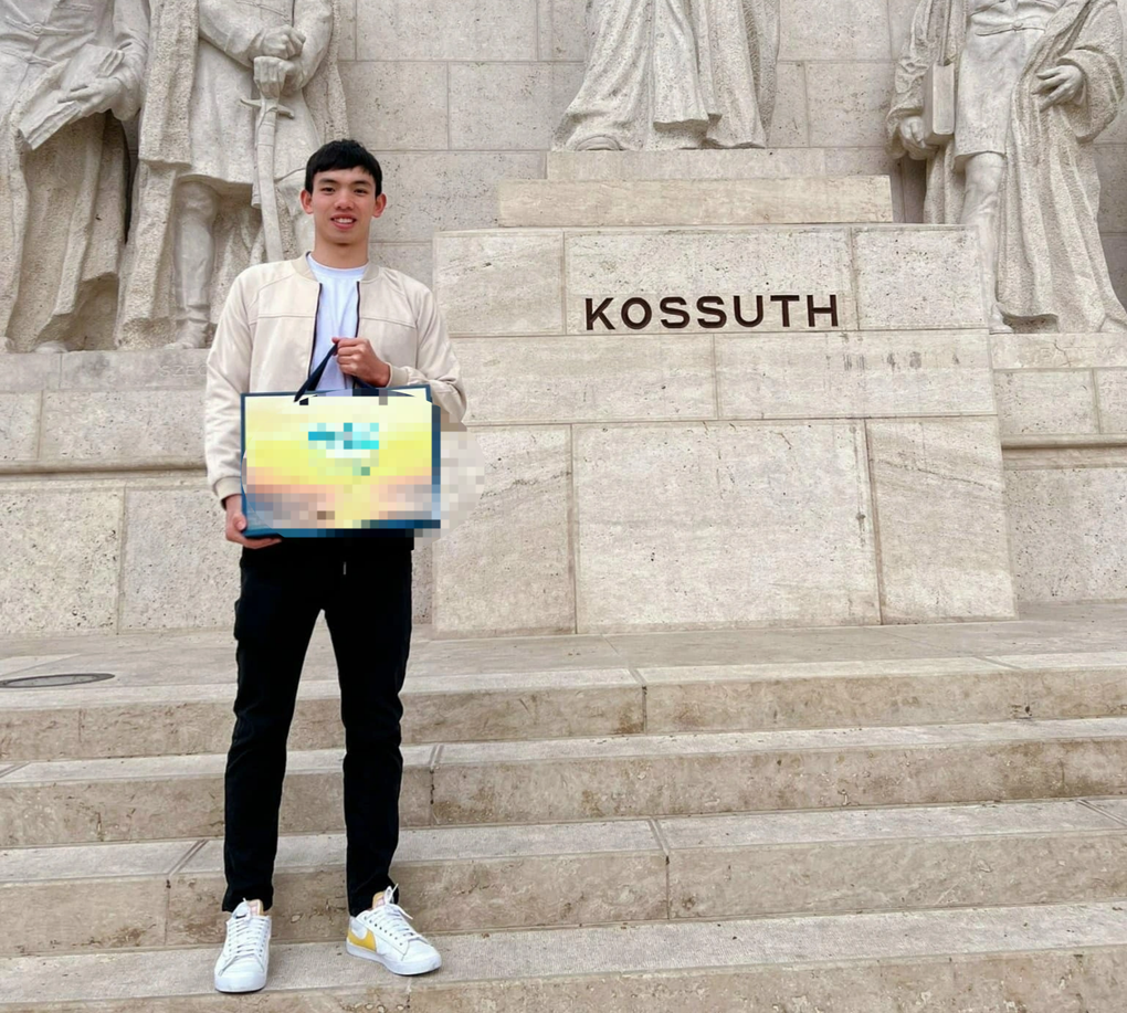 Tỏa sáng ở Asiad 19, kình ngư Huy Hoàng ngoài đời có phong cách giản dị - 6