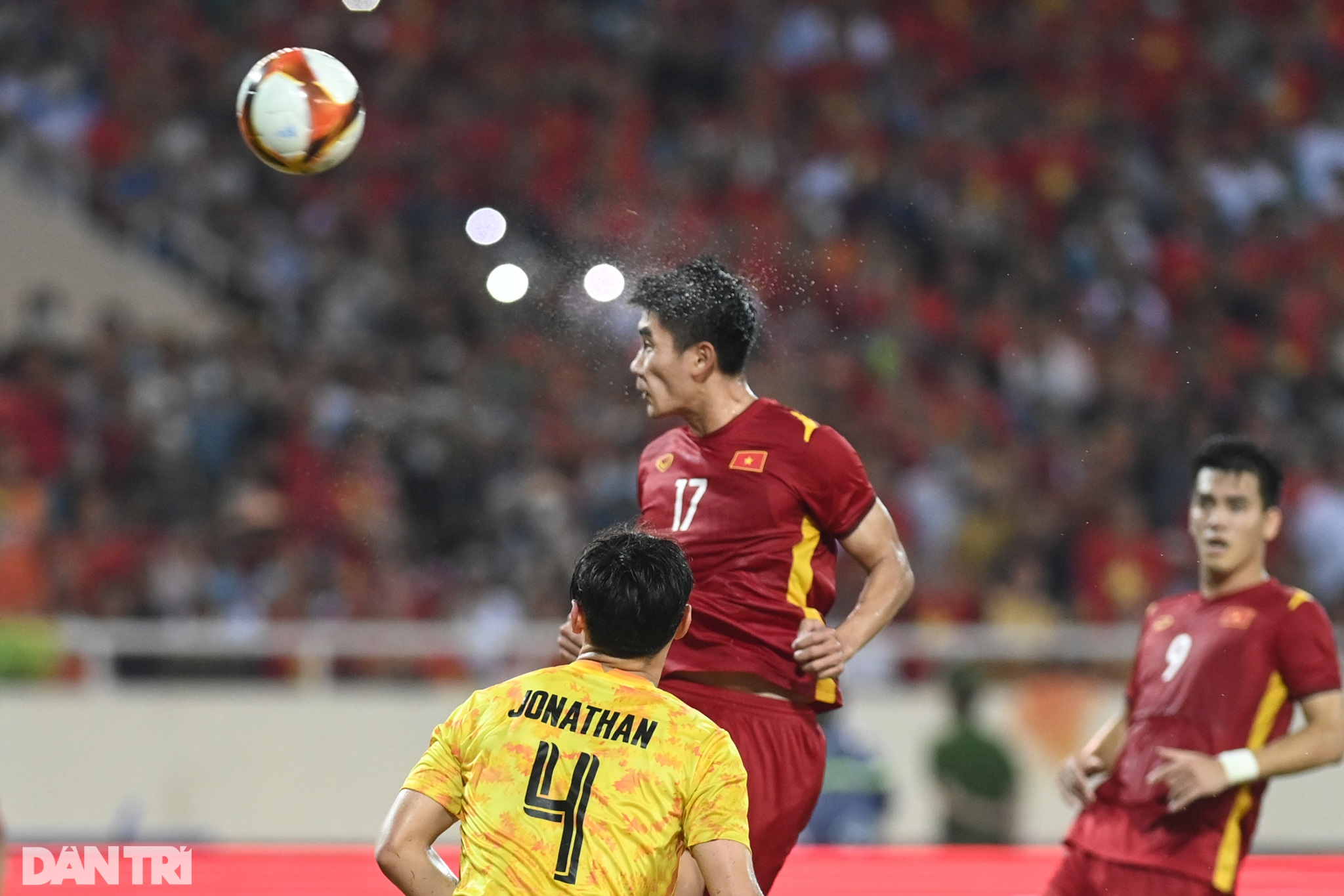 Giọt nước mắt của Madame Pang và lời xin lỗi lỡ hẹn với tấm HCV SEA Games - 11 Giọt nước mắt của Madame Pang và lời xin lỗi lỡ hẹn với tấm HCV SEA Games - 11