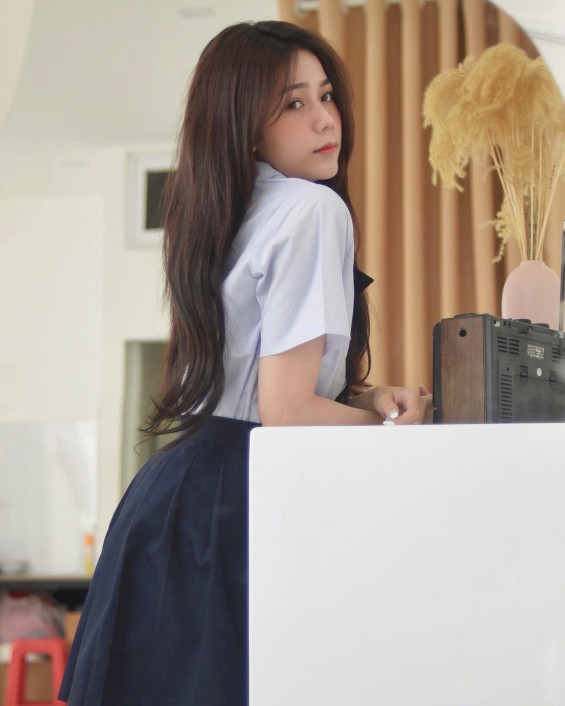 Hot girl 2K vẫn tỏa sáng dù chỉ mặc đồng phục giản dị - 2 Hot girl 2K vẫn tỏa sáng dù chỉ mặc đồng phục giản dị - 2