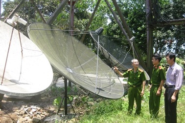 Những chiến sỹ sống cùng sóng thông tin