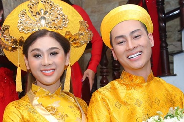 Cô dâu Lâm Khánh Chi rạng rỡ về nhà chồng