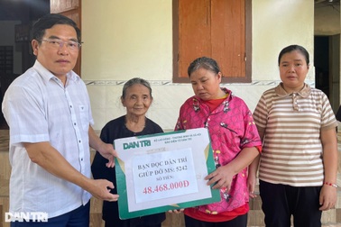 Bạn đọc Dân trí chia sẻ với vợ chồng U80 có 2 con gái mù lòa