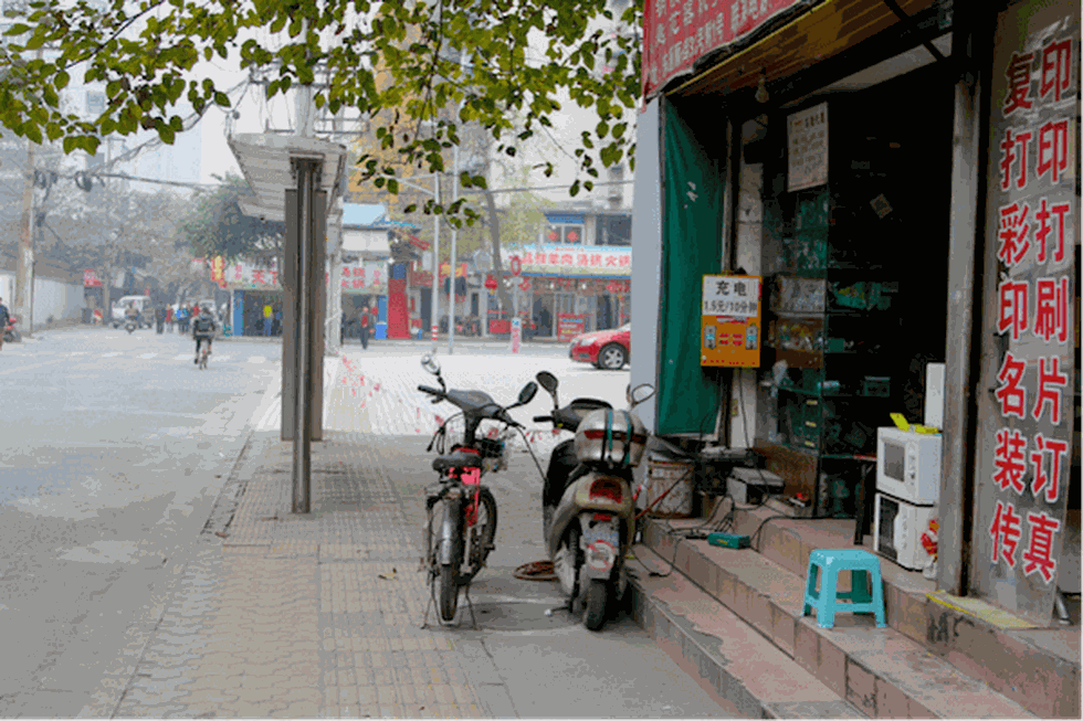 Trung Quốc giải bài toán sạc pin xe đạp, xe máy điện như thế nào? - 1