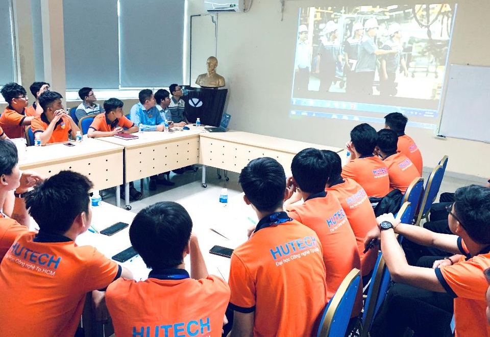 Chương trình Đại học chuẩn Quốc tế: Đáp ứng xu thế nhân lực toàn cầu - 2 Chương trình Đại học chuẩn Quốc tế: Đáp ứng xu thế nhân lực toàn cầu - 2