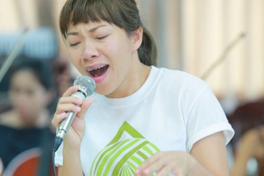 Hà Trần tập luyện “món quà bí mật” tặng Trần Tiến