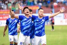 CLB Khánh Hòa trở lại V-League sau 3 năm vắng bóng