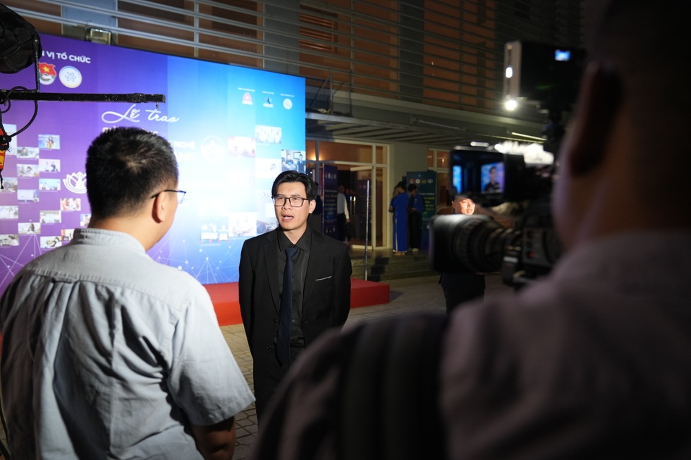 Chủ nhân Quả Cầu Vàng “truy vết” dữ liệu, đưa dự báo lũ chính xác gấp 6 lần - 5 Chủ nhân Quả Cầu Vàng “truy vết” dữ liệu, đưa dự báo lũ chính xác gấp 6 lần - 5