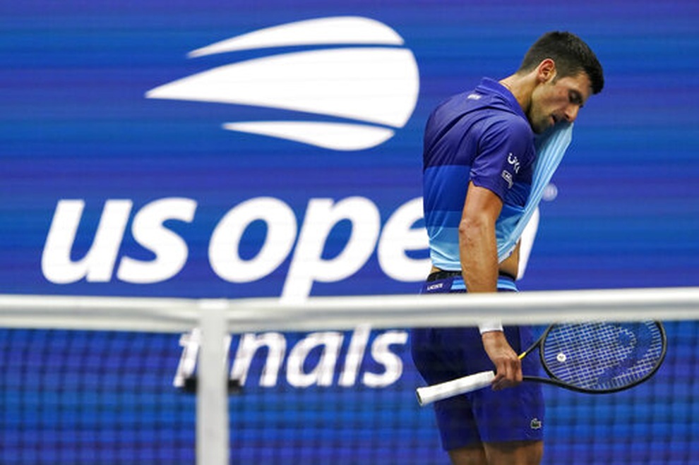Tiết lộ thêm nguyên nhân Djokovic lỡ cơ hội giành Calendar Slam - 1 Tiết lộ thêm nguyên nhân Djokovic lỡ cơ hội giành Calendar Slam - 1