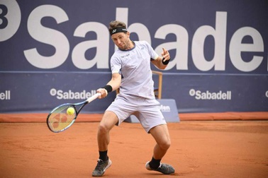 Casper Ruud, Tsitsipas dễ dàng tiến vào tứ kết Barcelona Open 2024