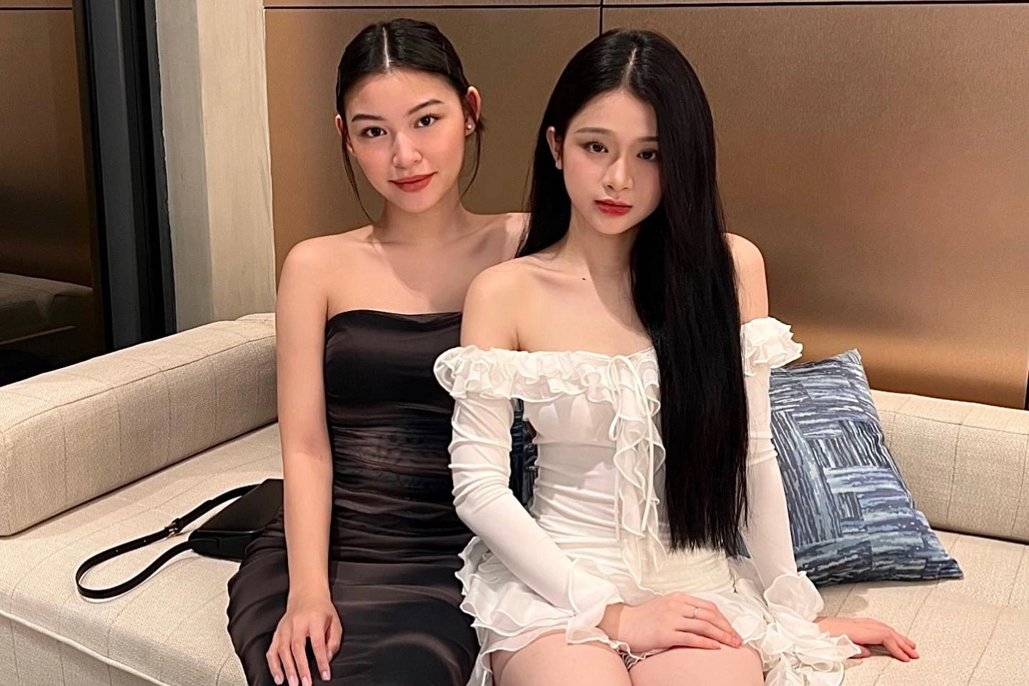Les sœurs vietnamiennes-russes ont une apparence sexy et sont célèbres en ligne - 7 Cặp chị em Việt kiều Nga có vẻ ngoài nóng bỏng, nổi tiếng trên mạng - 7