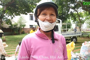 Đổi rác thải nhựa lấy quà tặng phòng, chống Covid-19