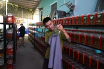 Chàng trai được nhà vợ dạy nghề, từ thất nghiệp thành ông chủ