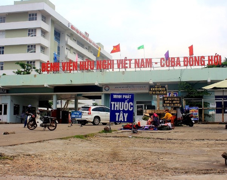 Học sinh lớp 7 nguy kịch vì ngộ độc khí do đốt than sưởi ấm đã bình phục - 1 Học sinh lớp 7 nguy kịch vì ngộ độc khí do đốt than sưởi ấm đã bình phục - 1