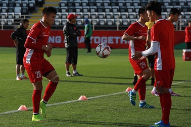 Báo châu Á dự đoán đội hình Việt Nam đấu Iran: Xuân Trường dự bị