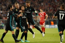 Bayern Munich 1-2 Real Madrid: Cú ngược dòng ngoạn mục