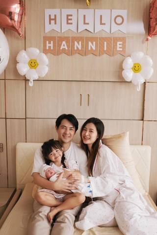 Hội bạn thân Hoàng Thùy Linh: "Mẹ bỉm sữa" gợi cảm, Mai Phương Thúy lẻ bóng - 10