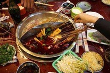 Trung Quốc phát hiện độc chất trong gia vị lẩu Tứ Xuyên