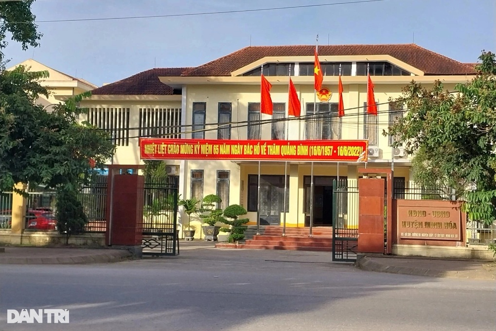 Nhiều lãnh đạo chủ chốt cấp tỉnh, huyện xin nghỉ hưu sớm - 1 Nhiều lãnh đạo chủ chốt cấp tỉnh, huyện xin nghỉ hưu sớm - 1