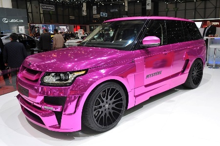 Ấn tượng Range Rover mạ crôm hồng 
