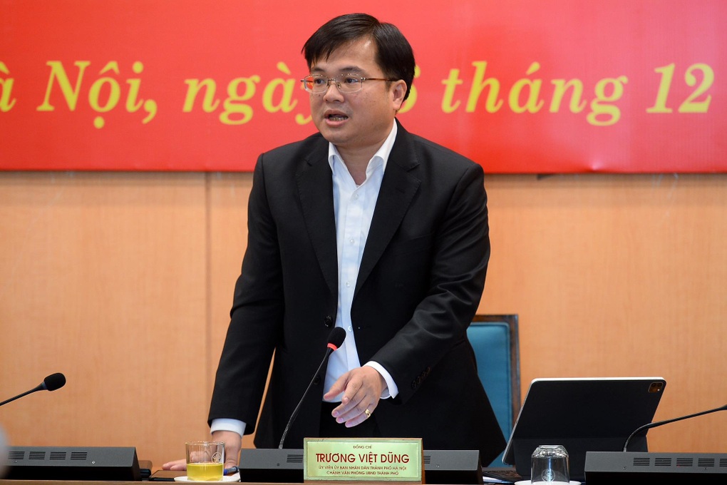 Chủ tịch Trần Sỹ Thanh yêu cầu đánh giá vỉa hè lát đá siêu bền - 1 Chủ tịch Trần Sỹ Thanh yêu cầu đánh giá vỉa hè lát đá siêu bền - 1