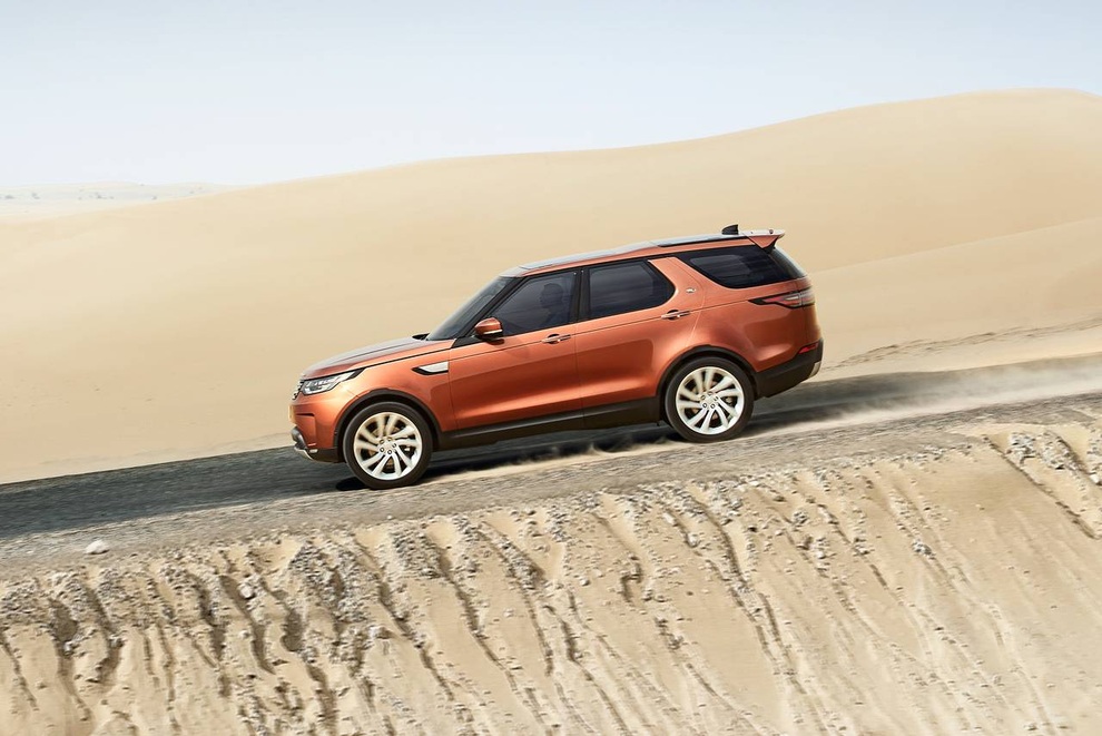 Discovery - xe SUV 7 chỗ hạng sang linh hoạt nhất của Land Rover - 1 Discovery - xe SUV 7 chỗ hạng sang linh hoạt nhất của Land Rover - 1