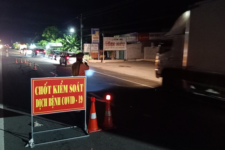 Bạc Liêu trắng đêm kiểm soát người ra vào tỉnh - 1 Bạc Liêu trắng đêm kiểm soát người ra vào tỉnh - 1