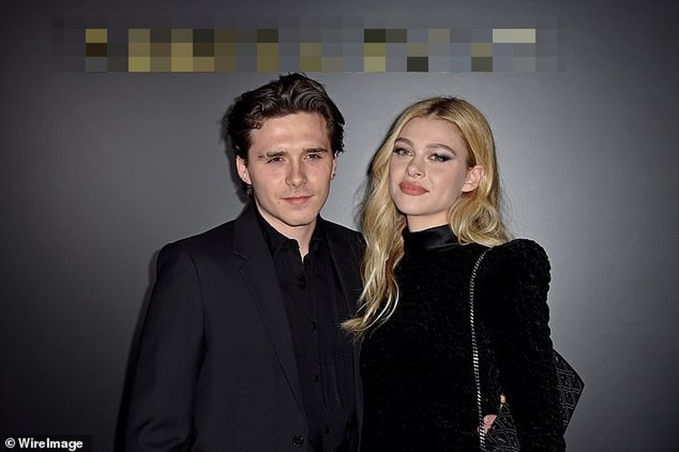 Brooklyn Beckham tình tứ bên bạn gái xinh đẹp - 1 Brooklyn Beckham tình tứ bên bạn gái xinh đẹp - 1