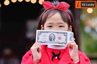 Nở rộ bao lì xì, tiền lì xì kiểu mới ngày Tết