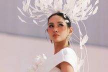 Võ Hoàng Yến tái xuất sàn diễn, hóa cô dâu kiêu sa