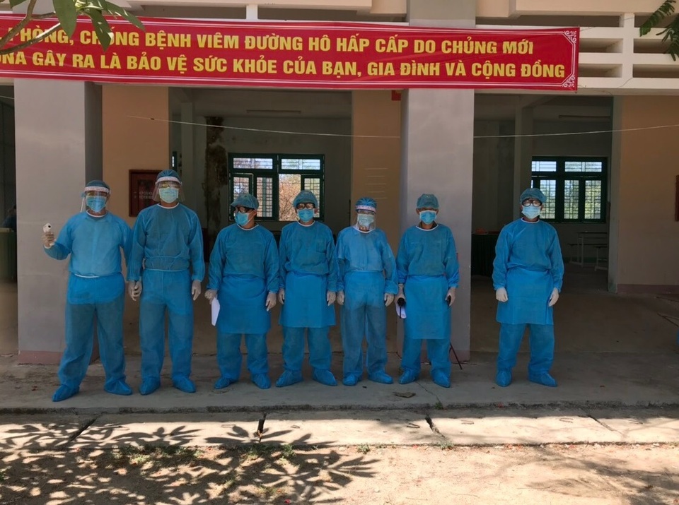Công dân về từ vùng dịch “cảm ơn những người chưa biết mặt”! - 3 Công dân về từ vùng dịch “cảm ơn những người chưa biết mặt”! - 3