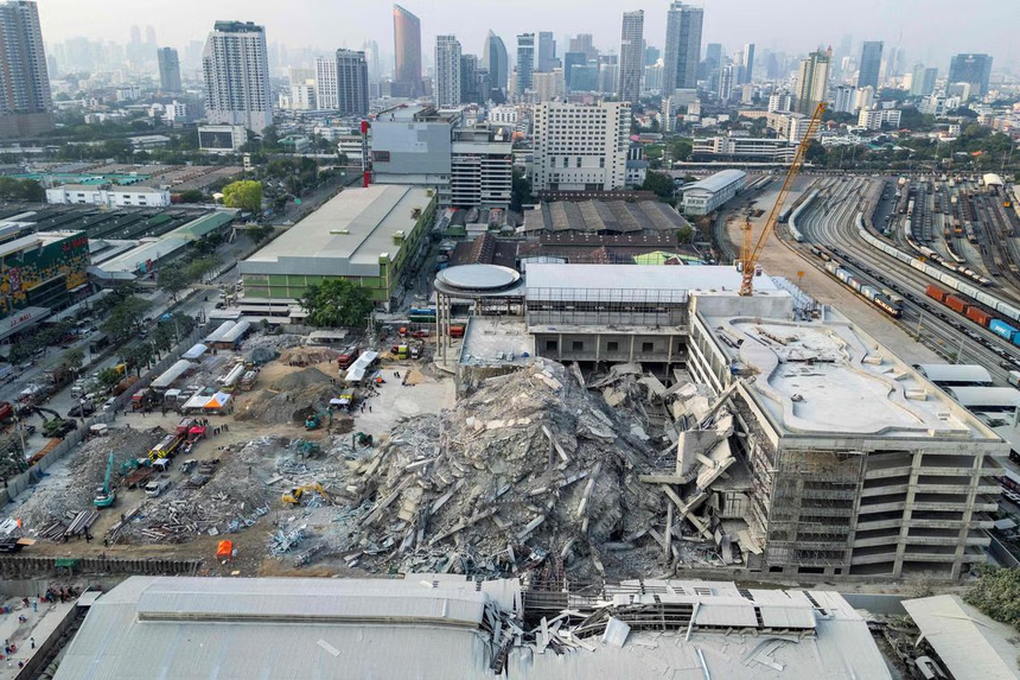 Số người chết vụ sập tòa nhà ở Bangkok tăng, hơn 70 người vẫn mất tích - 1 Số người chết vụ sập tòa nhà ở Bangkok tăng, hơn 70 người vẫn mất tích - 1