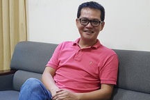 “Hài Tết càng lạm dụng cảnh hở hang là càng tự hại mình”