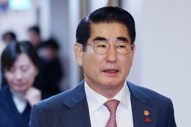 Cựu Bộ trưởng Quốc phòng Hàn Quốc tự tử bất thành trong tù